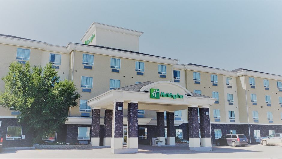 Holiday Inn Hotel & Suites Regina Exterior