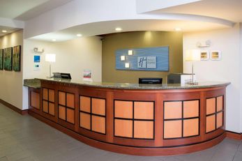 Holiday Inn Express & Suites