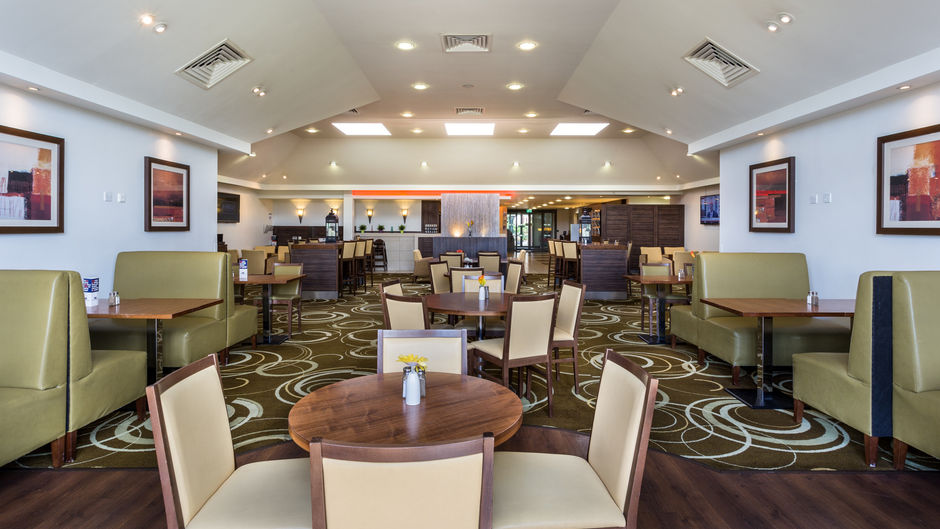 Holiday Inn Express Colchester Restaurant