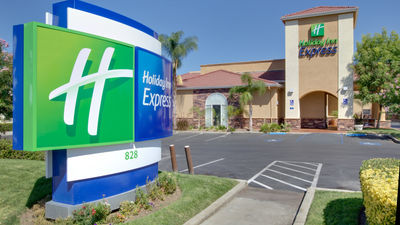 Holiday Inn Express Oakdale
