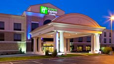 Holiday Inn Express & Suites Seymour