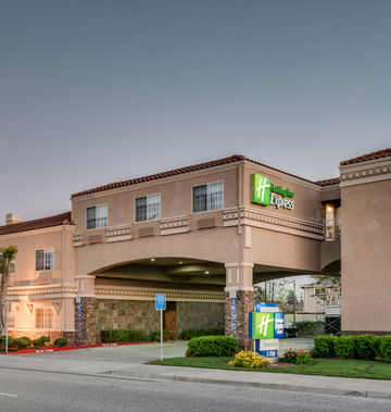 Holiday Inn Express & Suites Santa Clara