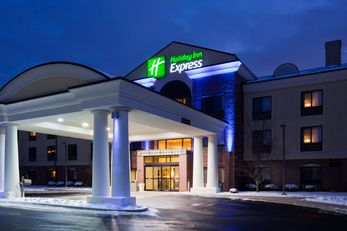 Holiday Inn Express Brown Deer/Mequon