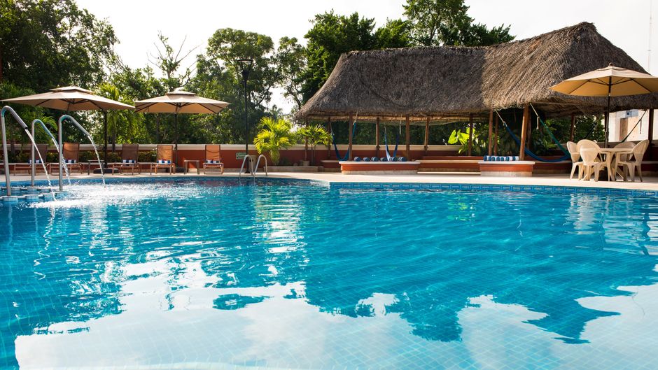 Holiday Inn Merida Pool