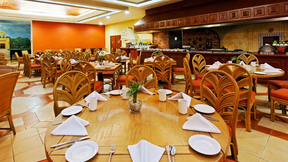 Holiday Inn Merida Restaurant
