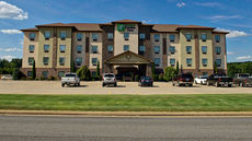 Holiday Inn Express Hotel & Suites