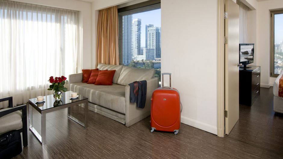 Leonardo City Tower Hotel Tel Aviv Suite