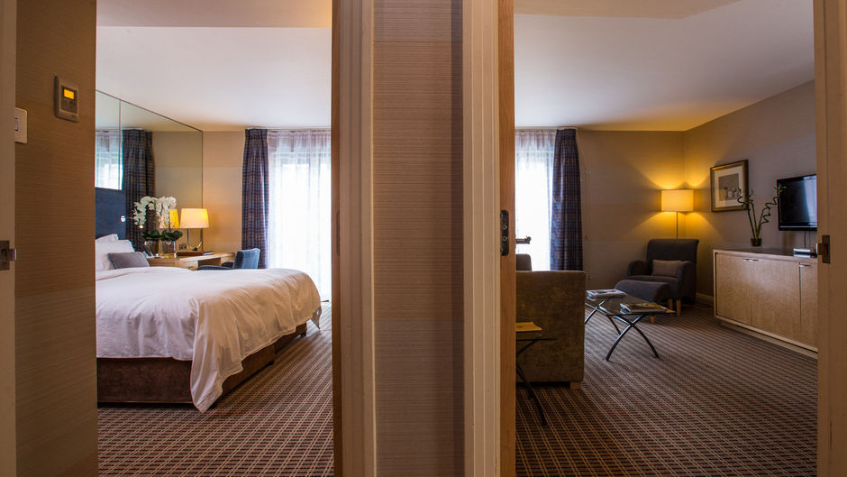The Club Hotel & Spa Suite