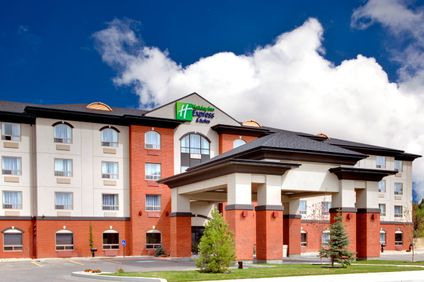 Holiday Inn Express & Suites Whitecourt