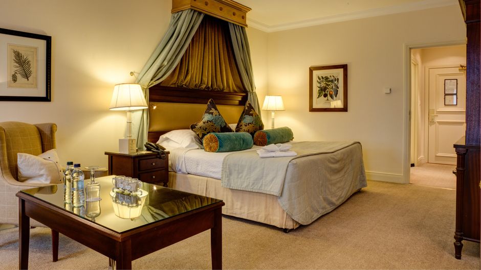 The Keadeen Hotel Room