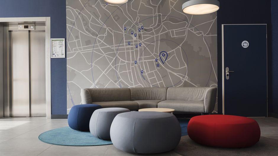 Holiday Inn Express Wiesbaden Lobby