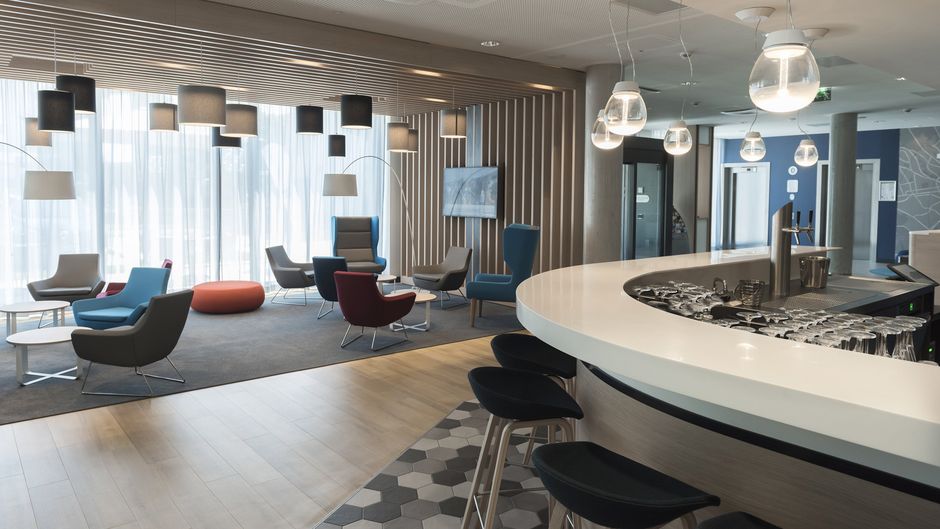 Holiday Inn Express Wiesbaden Lobby