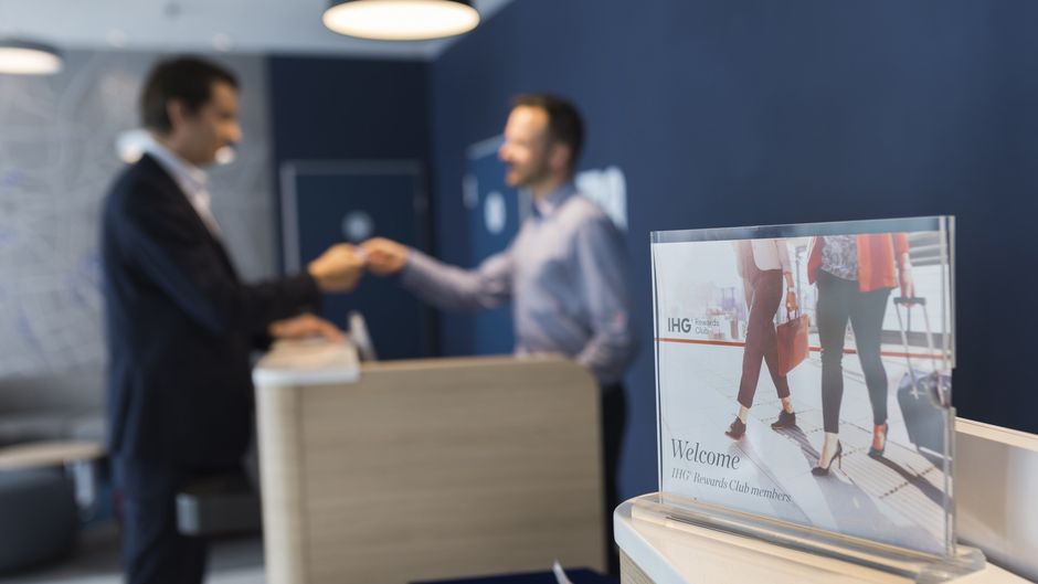 Holiday Inn Express Wiesbaden Lobby