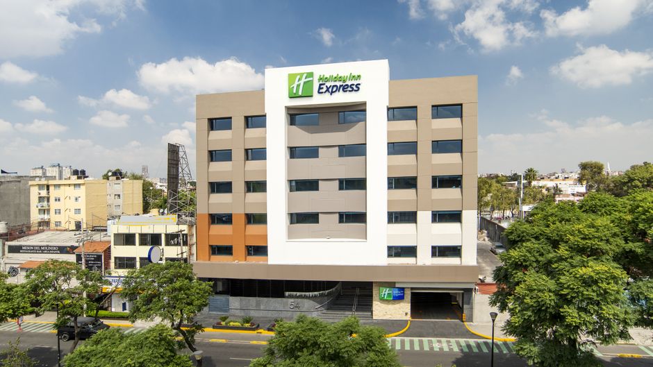 Holiday Inn Express Mexico Basilica Exterior