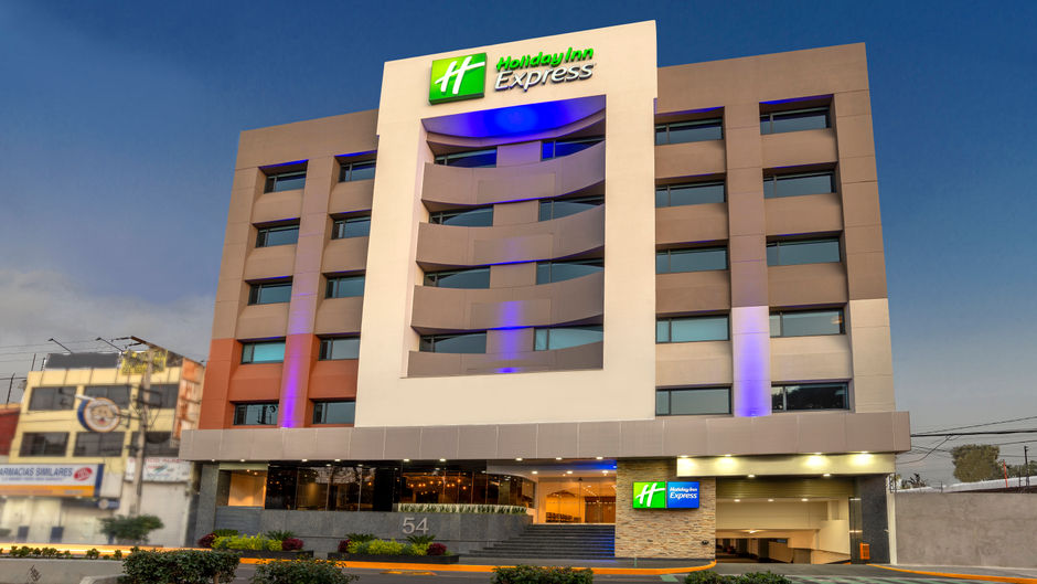 Holiday Inn Express Mexico Basilica Exterior