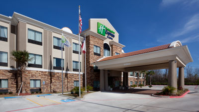 Holiday Inn Express & Suites Beltway 8