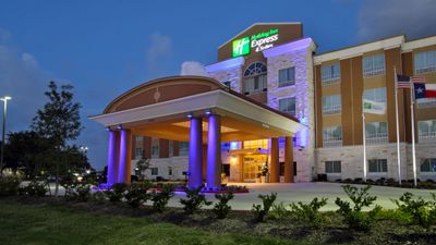 Holiday Inn Express & Suites Baytown