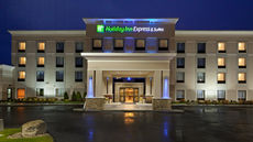 Holiday Inn Express & Suites Malone