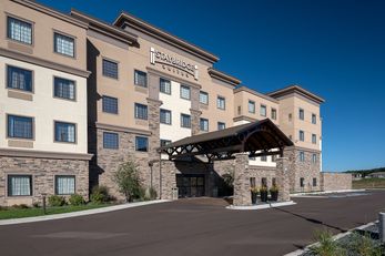 Staybridge Suites Eau Claire-Altoona