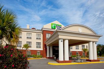 Holiday Inn Express & Suites Quincy I-10