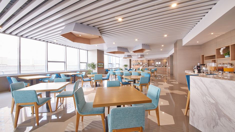 Holiday Inn Express Panjin Downtown Restaurant