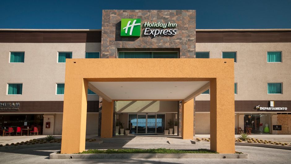Holiday Inn Express Cabo San Lucas Exterior
