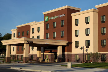 Holiday Inn Express Omaha South Ralston
