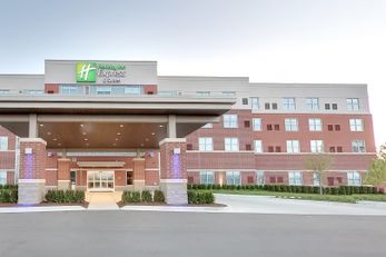 Holiday Inn Express & Suites Plymouth