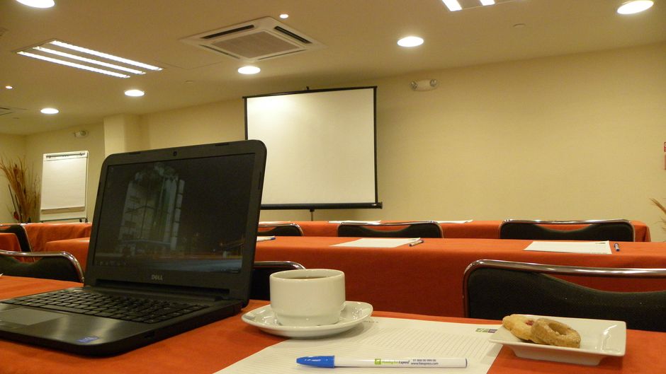 Holiday Inn Express Guadalajara Expo Meeting