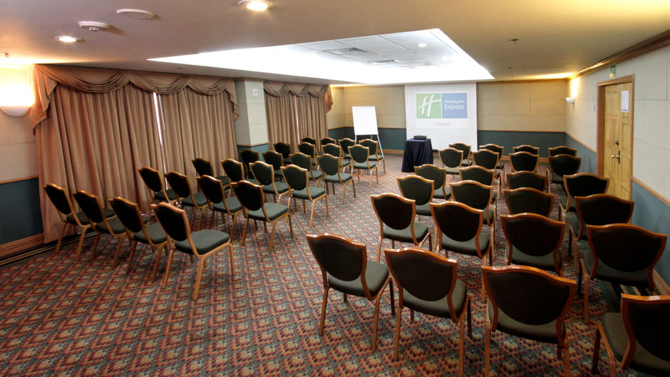Holiday Inn Express Torreon Meeting