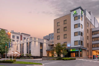 Holiday Inn Express Dublin Airport