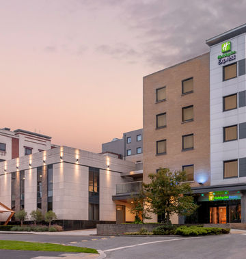Holiday Inn Express Dublin Airport