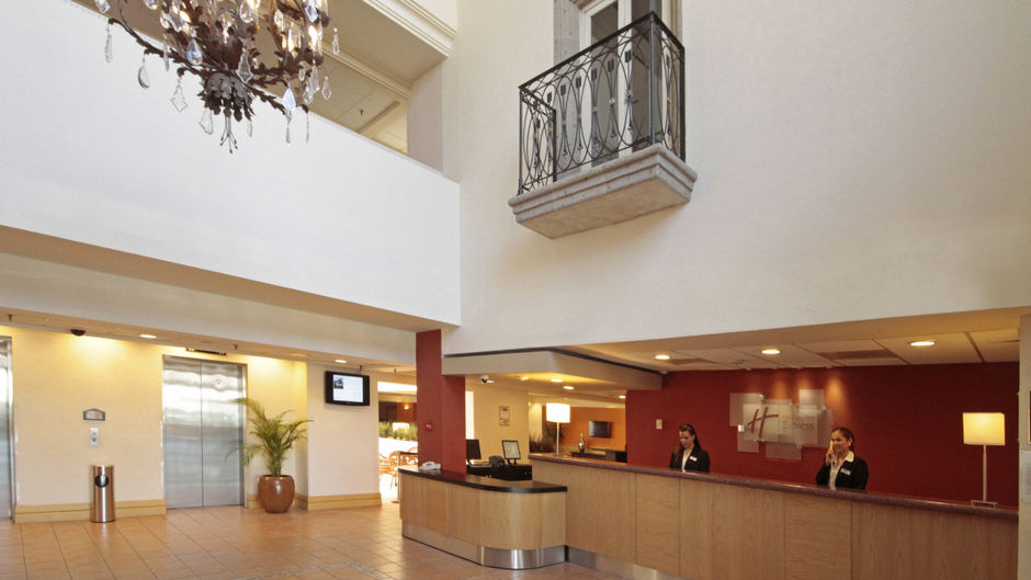 Holiday Inn Express Tecnologico Lobby