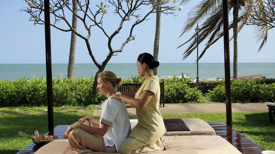 Centara Grand Beach Resort & Villas Hua Spa