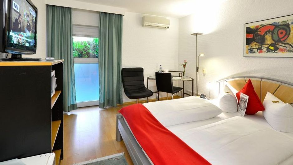 Rosenhof Hotel Room
