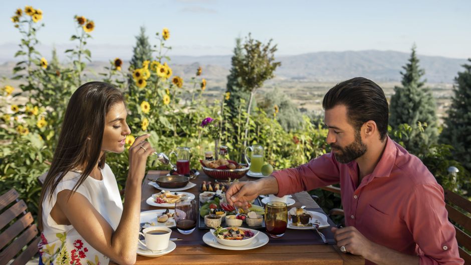 Ariana Luxury Lodge Restaurant