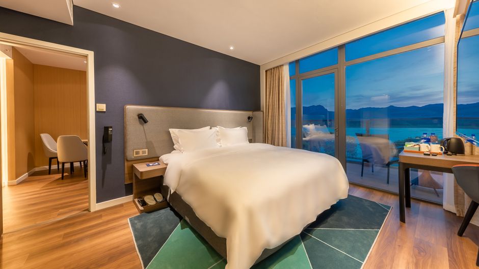 Holiday Inn Express Yichang Riverside Suite