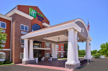 Holiday Inn Express Hotel & Suites