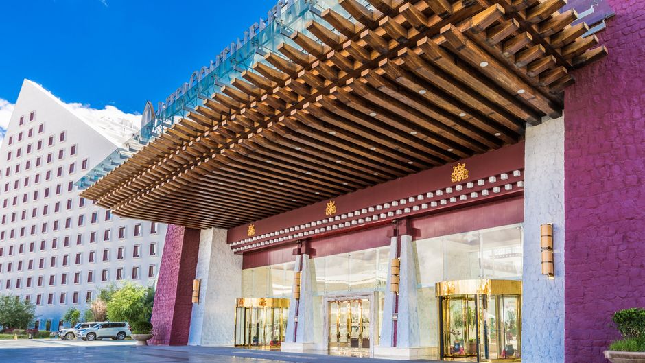 InterContinental Resort Lhasa Exterior