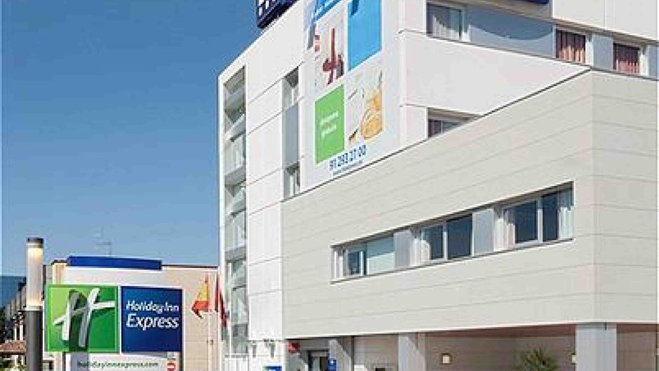 Holiday Inn Express Alcobendas Exterior