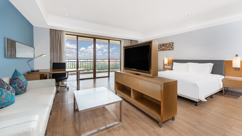 Holiday Inn Express Haikou West Coast Room