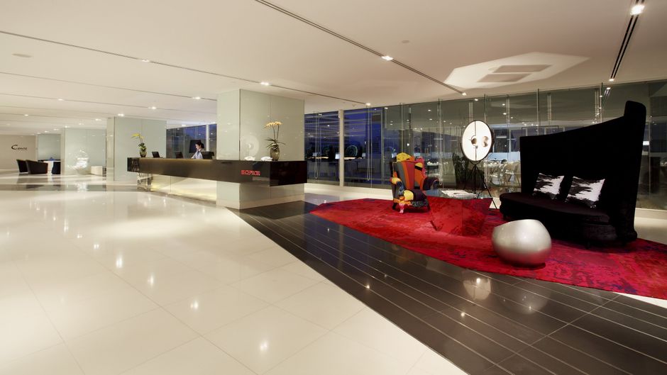 Centara Watergate Pavillion Hotel Lobby
