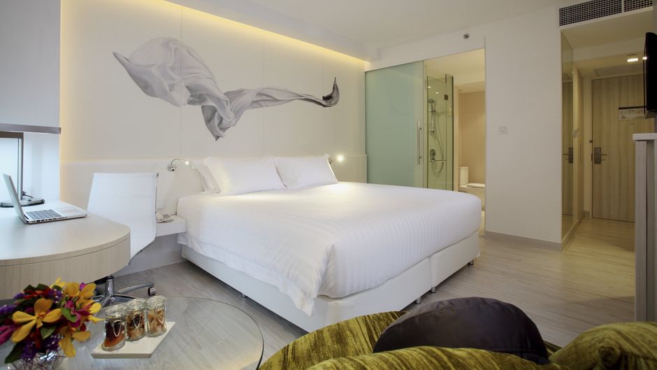 Centara Watergate Pavillion Hotel Room