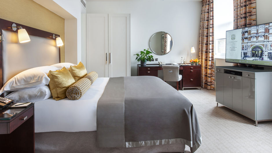 Taj 51 Buckingham Gate Room