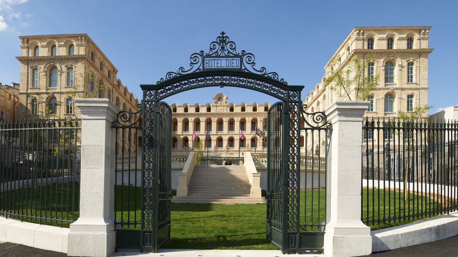 InterContinental Marseille-Hotel Dieu Exterior