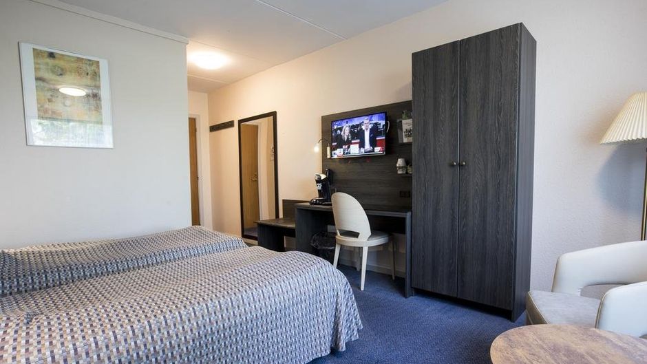 Falster Hotel Room
