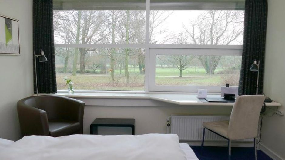 Arnbjerg Hotel Room