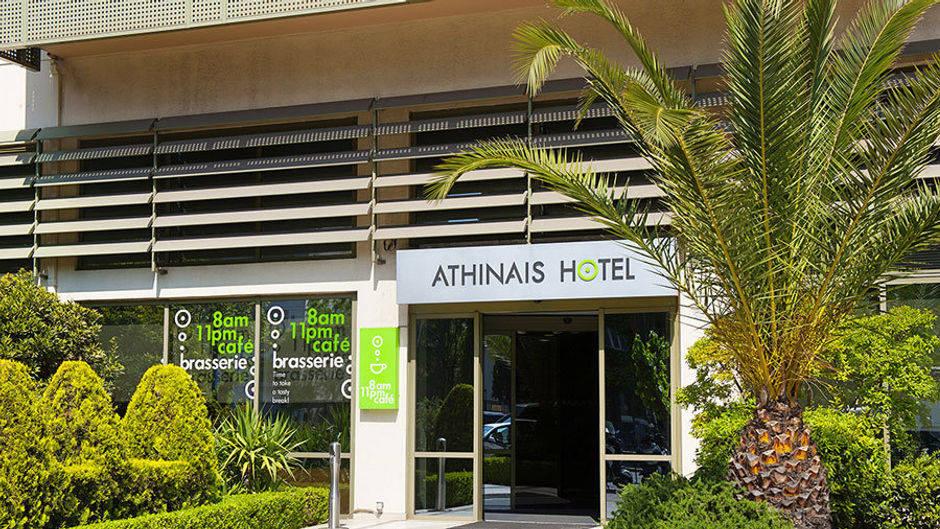 Athinais Hotel Exterior
