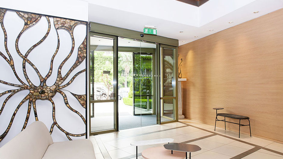 Athinais Hotel Lobby