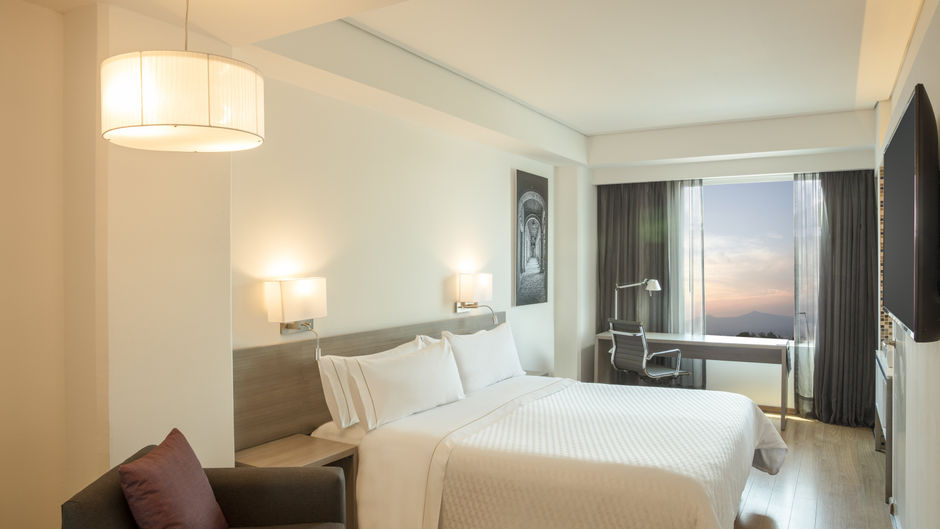 Fiesta Inn Morelia Altozano Room